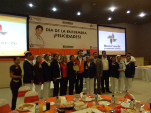 Festejan en su día a las enfermeras